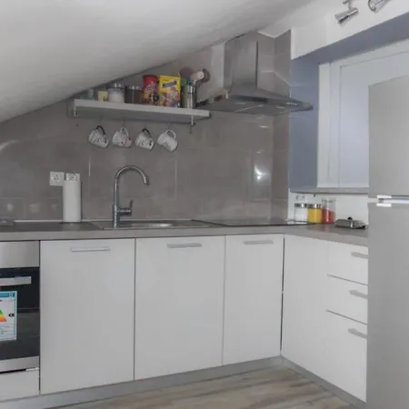 Apartment In With Sea View, Terrace, Air Conditioning, Wifi 4628-55 Crikvenica