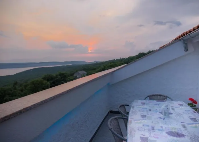 In With Sea View, Terrace, Air Conditioning, Wifi 4628-55 Apartment *