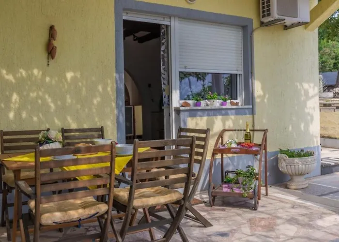 Apartment In With Sea View, Terrace, Air Conditioning, Wifi 4628-55